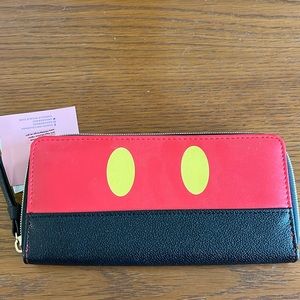 Dani by Danielle Nicole Mickey wallet NWT